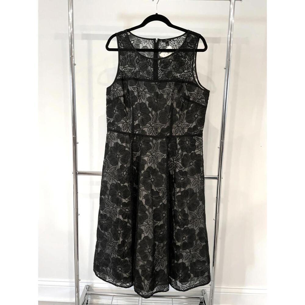 Ann Taylor Floral Lace Dress - Size 14